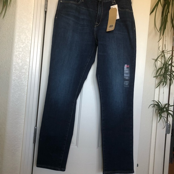 Levi's Denim - NWT Levi’s 14 Women’s Classic MidRise Skinny Jeans